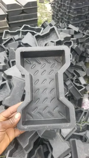 DoubleT Interlock Mould
