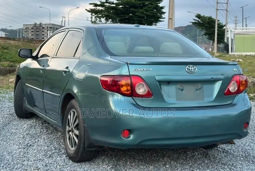 Toyota Corolla 2009 Green