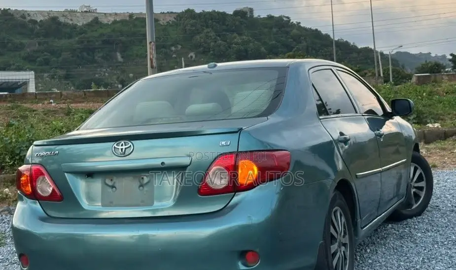 Toyota Corolla 2009 Green