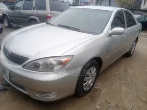Toyota Camry 2005 Silver
