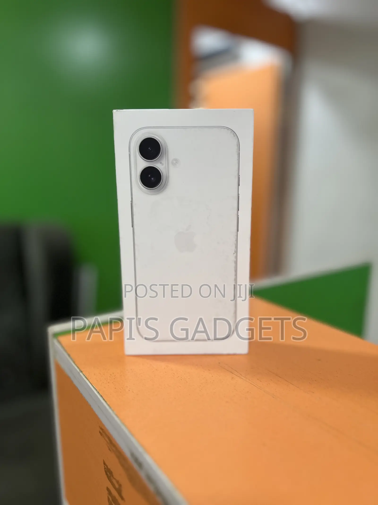 Apple iPhone 16 128 GB White