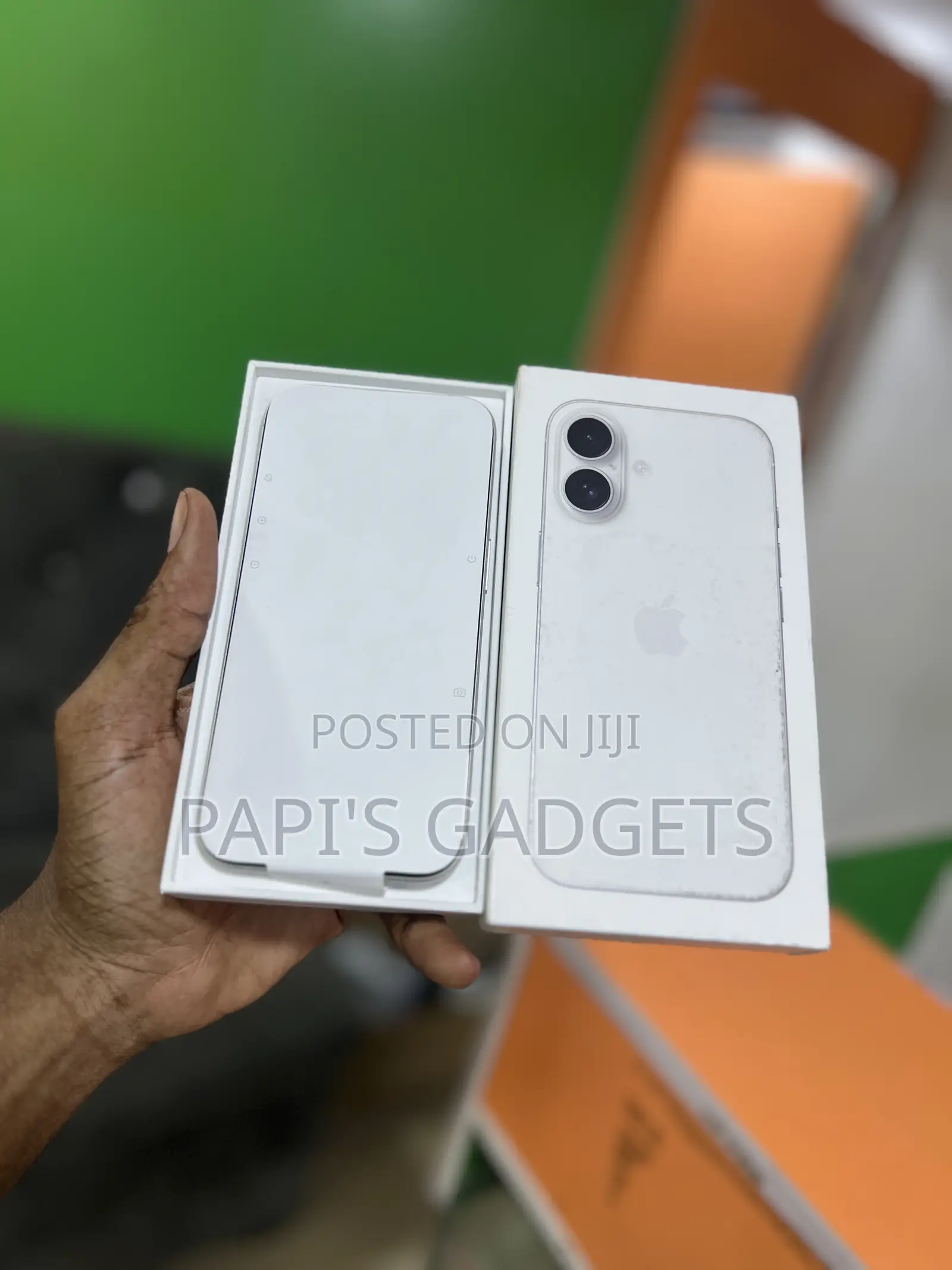Apple iPhone 16 128 GB White