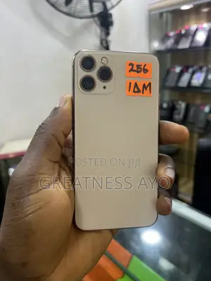 Apple iPhone 11 Pro 256 GB Gold
