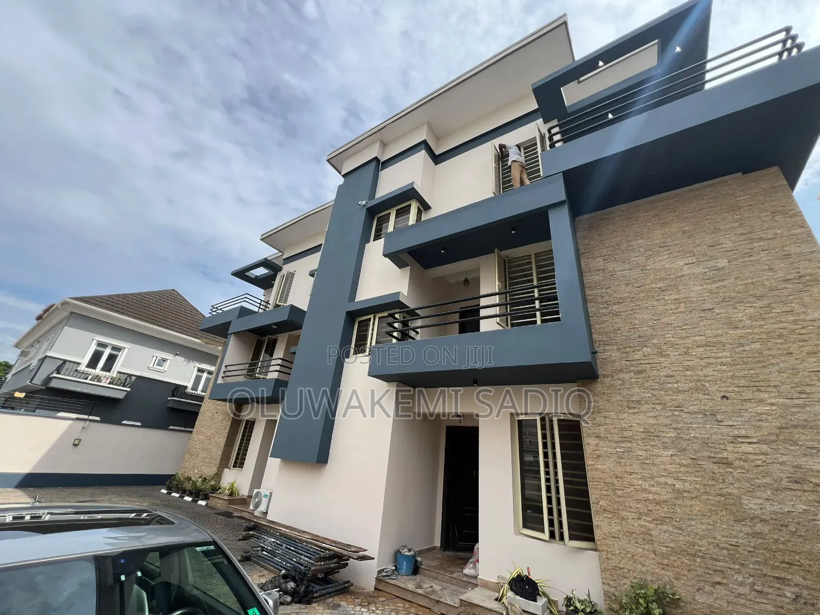 4bdrm Duplex in Ikeja Gra for rent