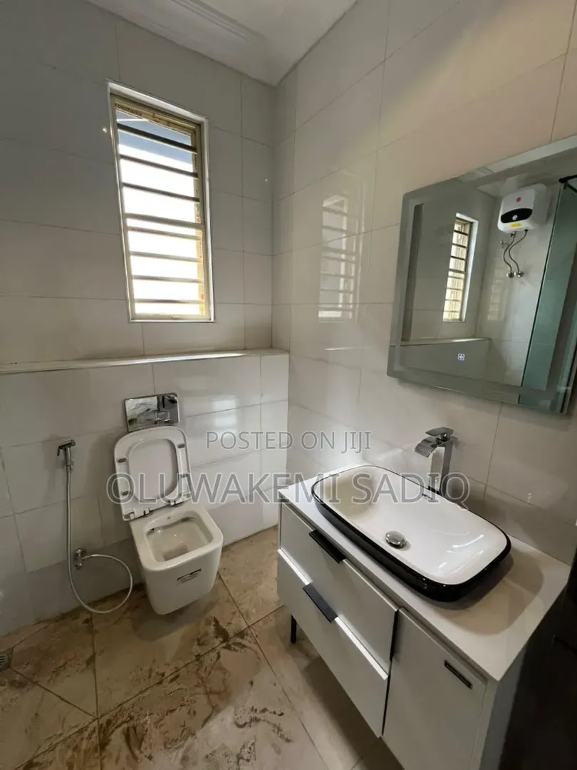 4bdrm Duplex in Ikeja Gra for rent
