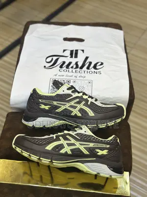 High Quality Sneakers
