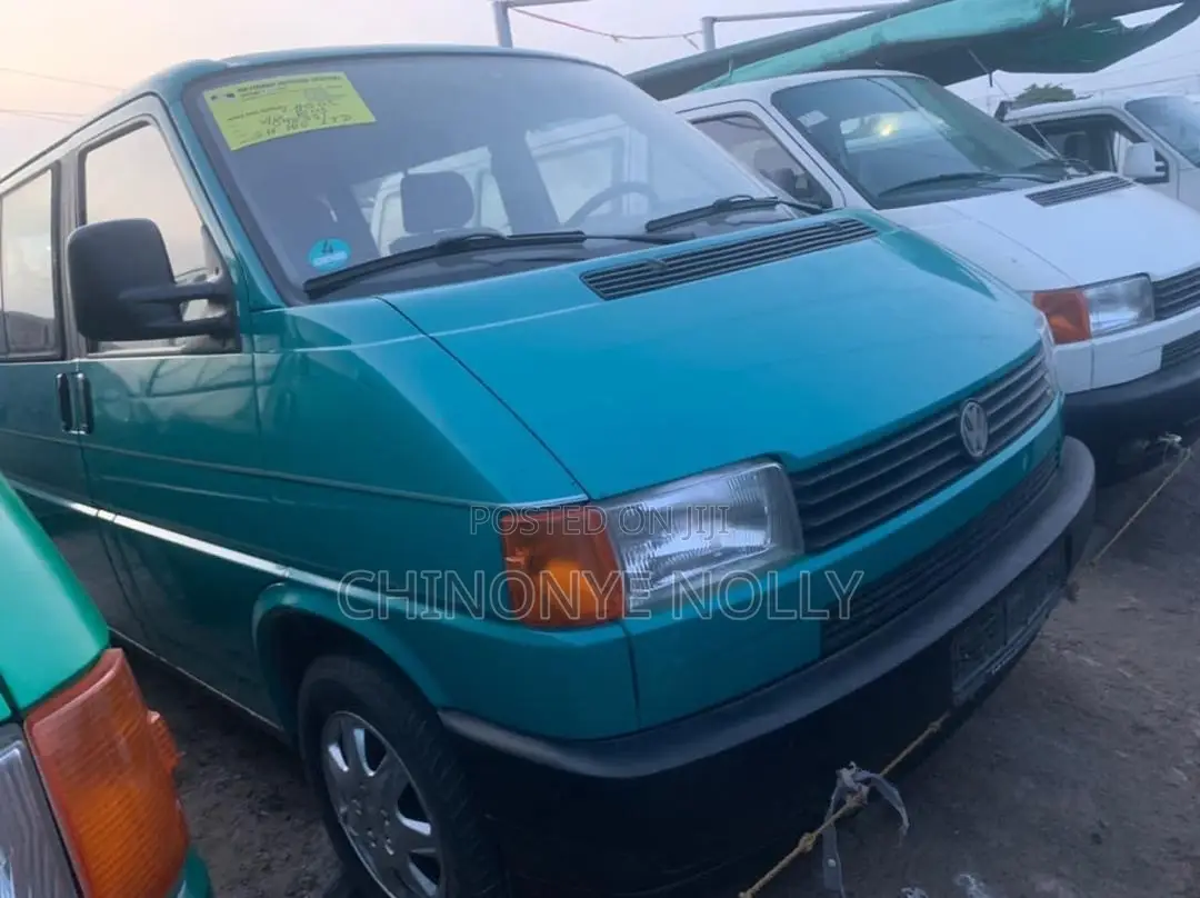 Volkswagen Transporter 2000 Green