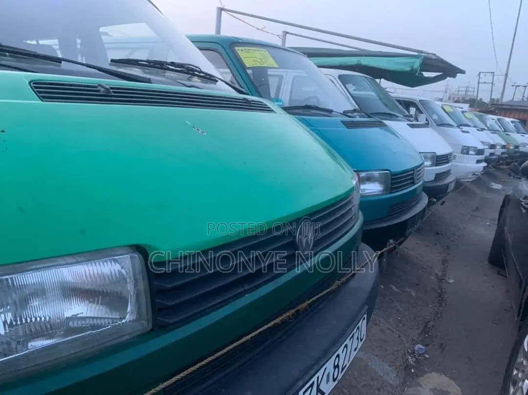 Volkswagen Transporter 2000 Green