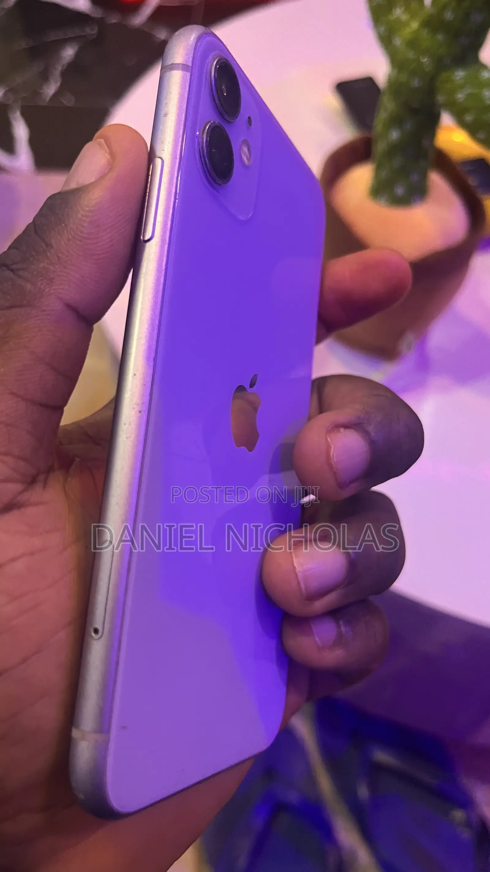 Apple iPhone 11 64 GB Purple