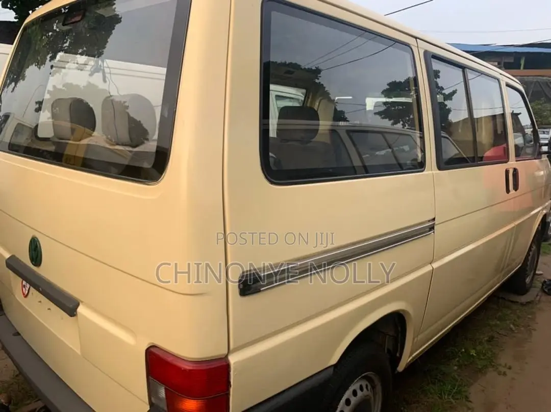 Volkswagen Transporter 2000 Gold