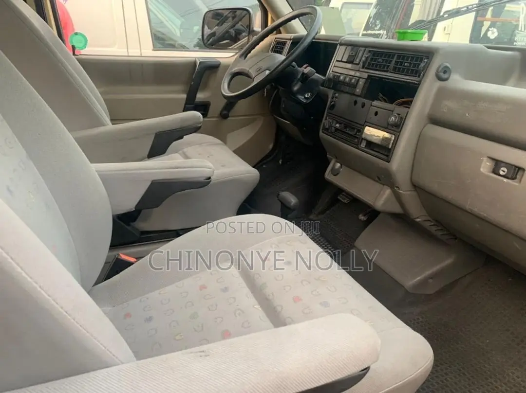 Volkswagen Transporter 2000 Gold