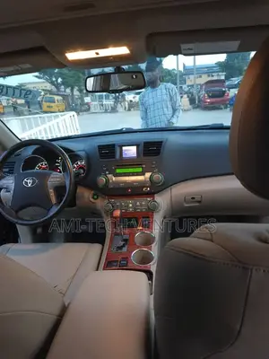 Toyota Highlander 2010 Black