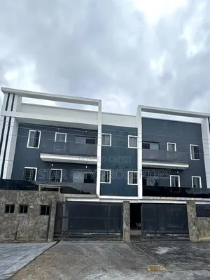 2bdrm Apartment in Magodo Phase 2 Gra for sale