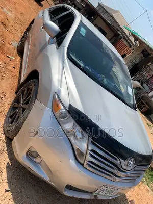 Toyota Venza 2009 Silver