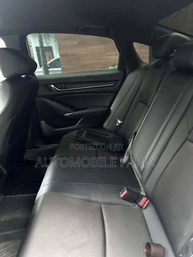 Honda Accord 2022 Silver