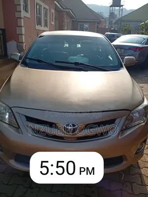 Toyota Corolla LE 4dr Sedan (1.8L 4cyl 4A) 2011 Gold
