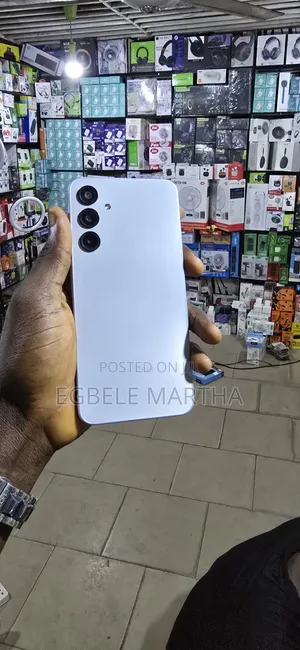 Samsung Galaxy A16 128 GB Purple