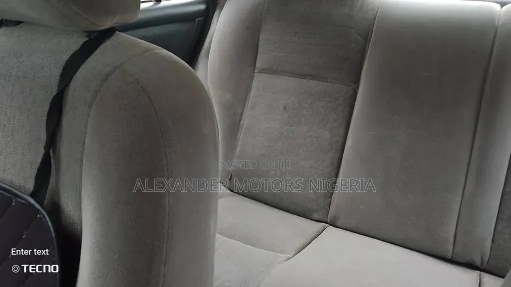 Toyota Corolla 2004 White