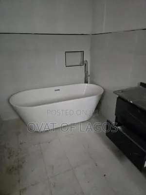 4bdrm Duplex in Harris Drive, VGC / Ajah for rent
