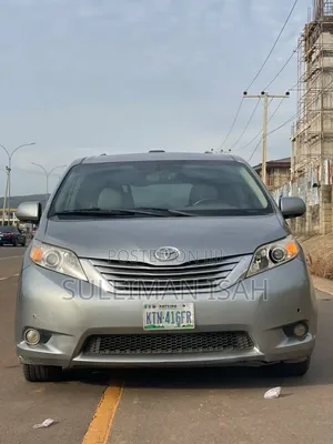 Toyota Sienna 2013 Gray