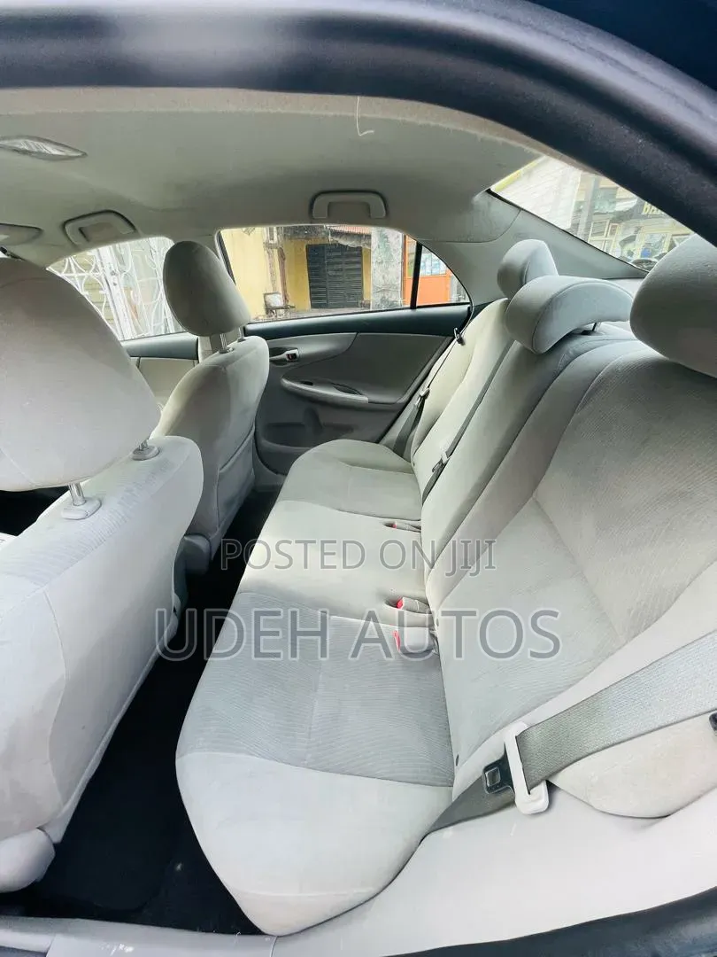 Toyota Corolla 2012 Blue