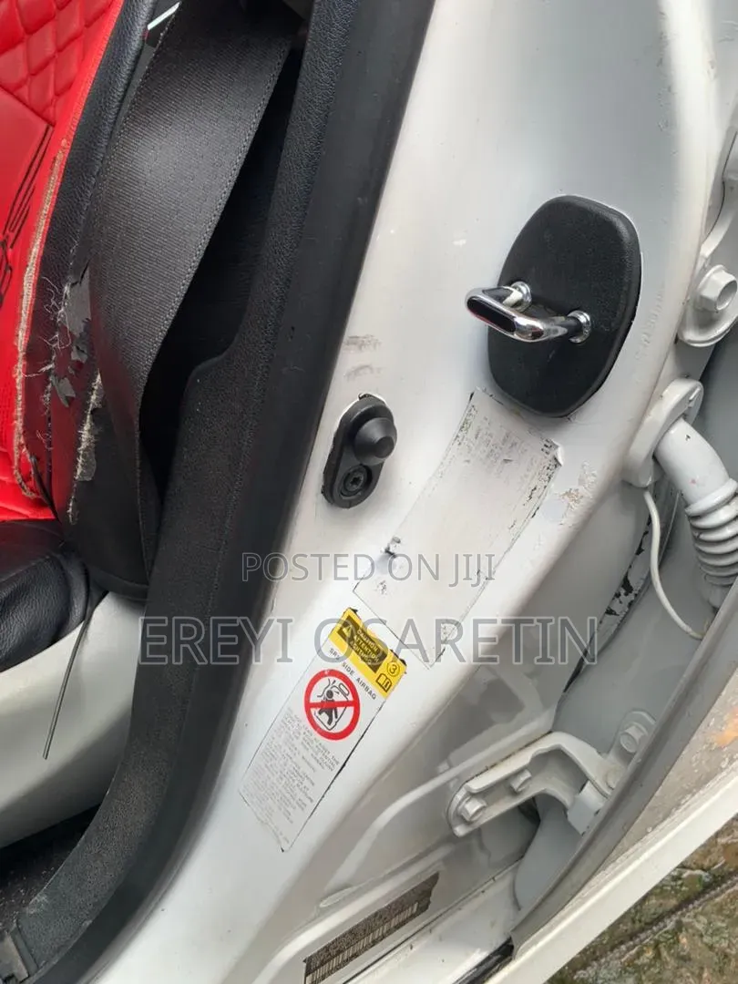 Lexus IS 250 Automatic 2010 White