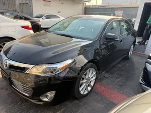 Toyota Avalon XLE Premium 4dr Sedan (3.5L 6cyl 6A) 2015 Black