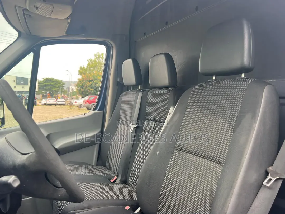 Mercedes-Benz Sprinter 2010 Blue