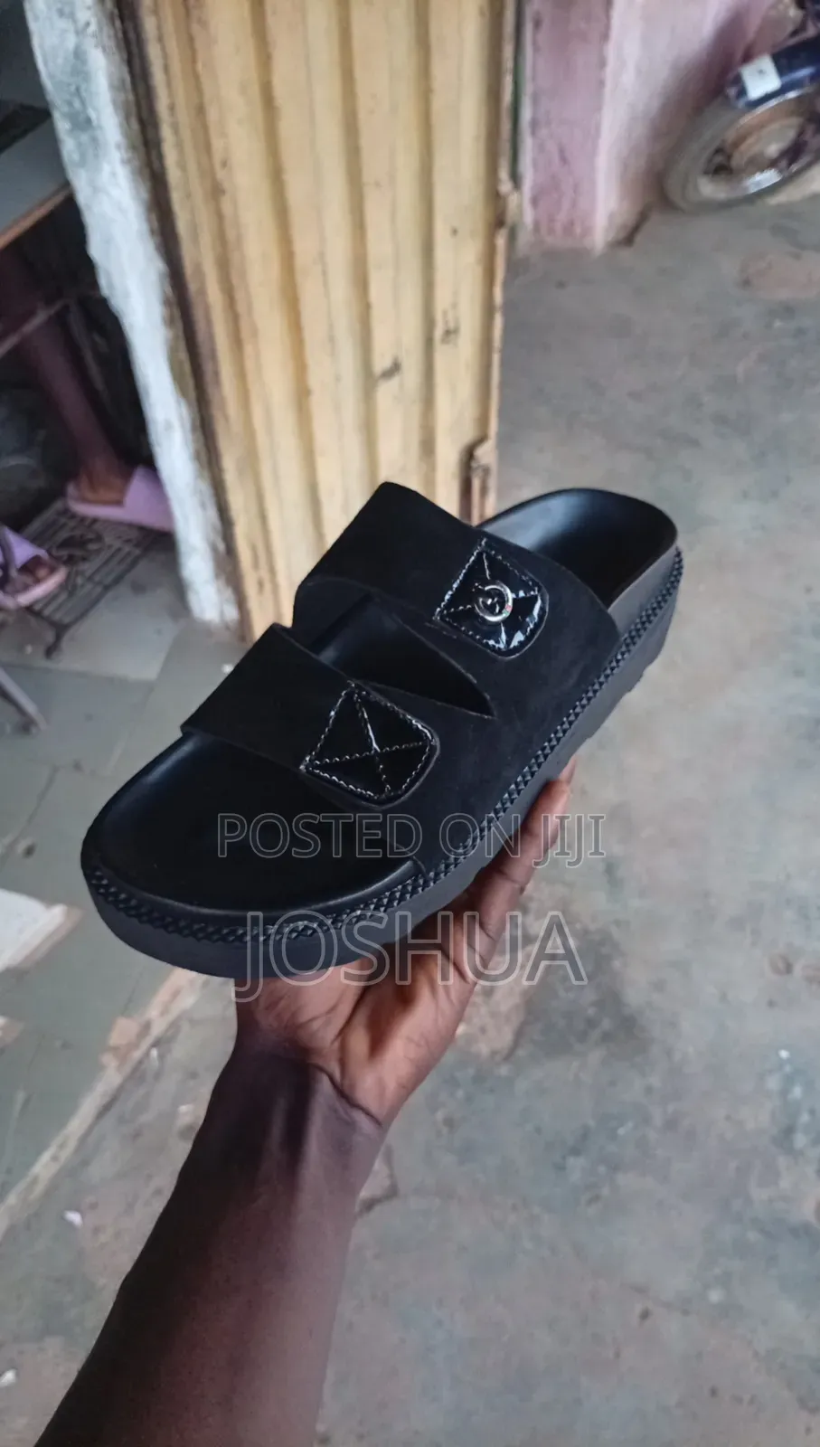 Skin Palm Sandals