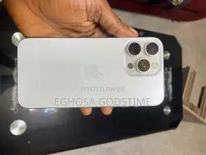Apple iPhone 15 Pro Max 256 GB White