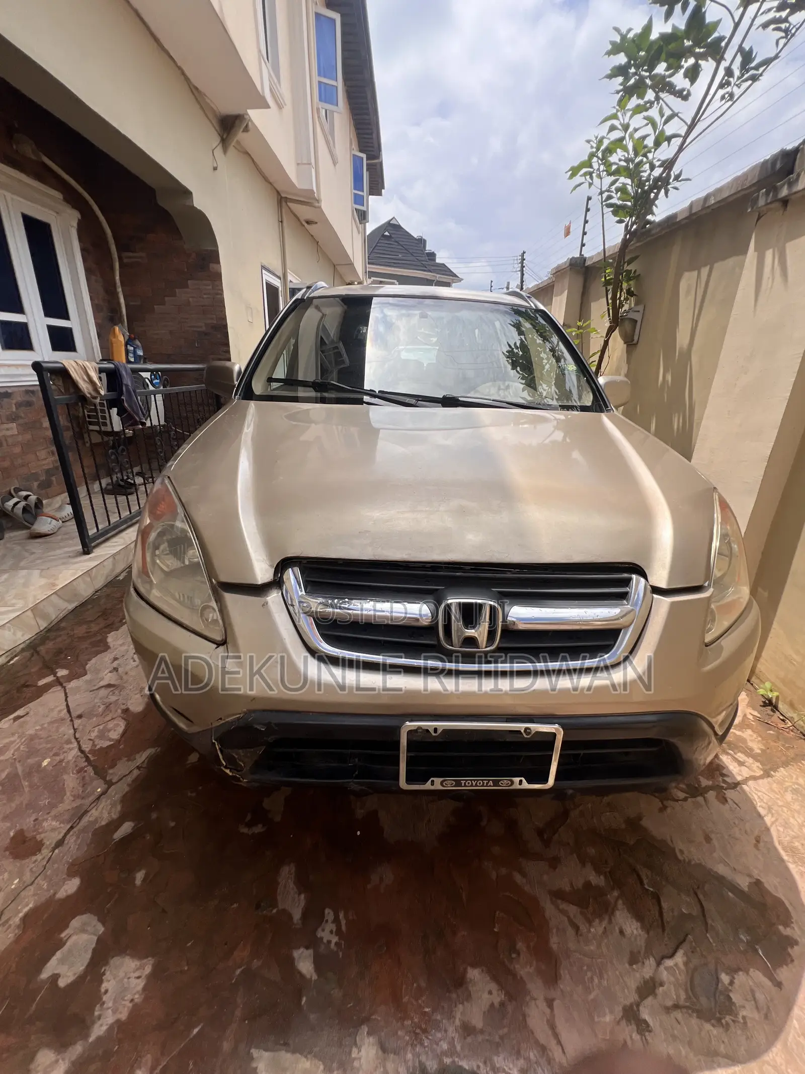 Honda CR-V 2001 Gold