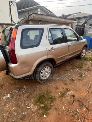 Honda CR-V 2001 Gold