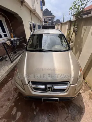 Honda CR-V 2001 Gold