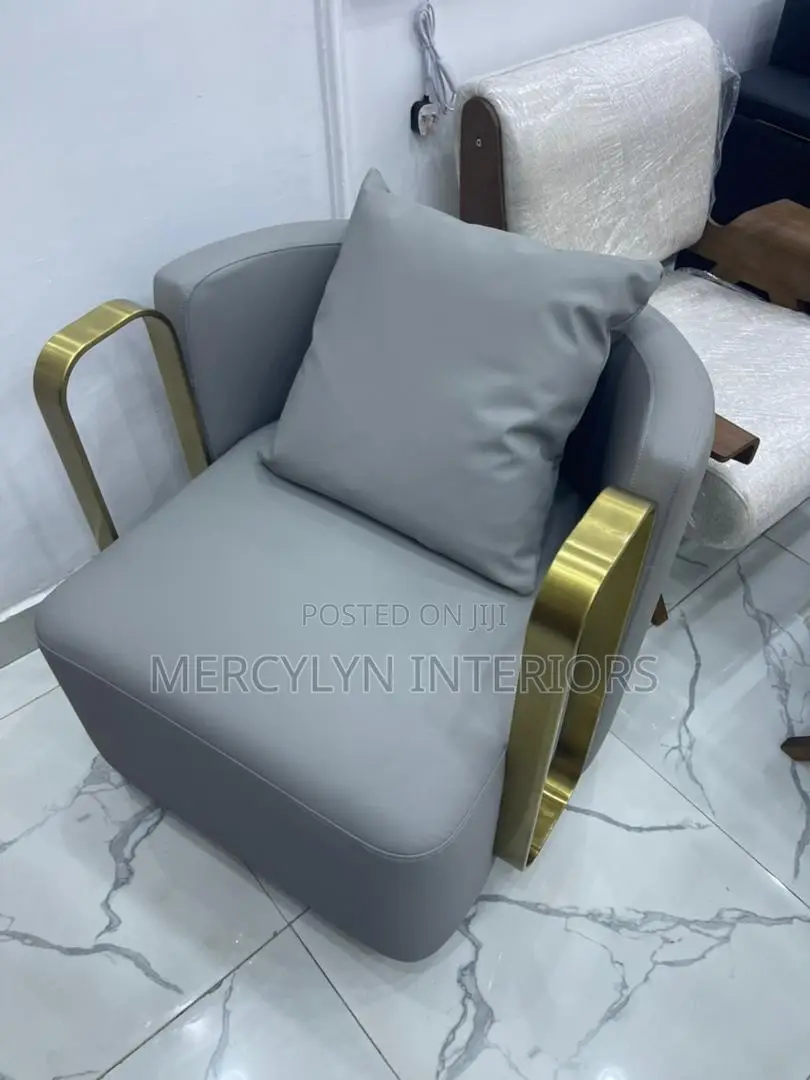 Swivel Accent Chair