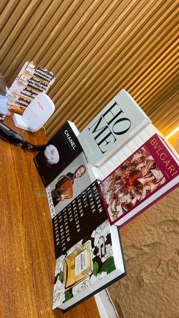 Decor Books