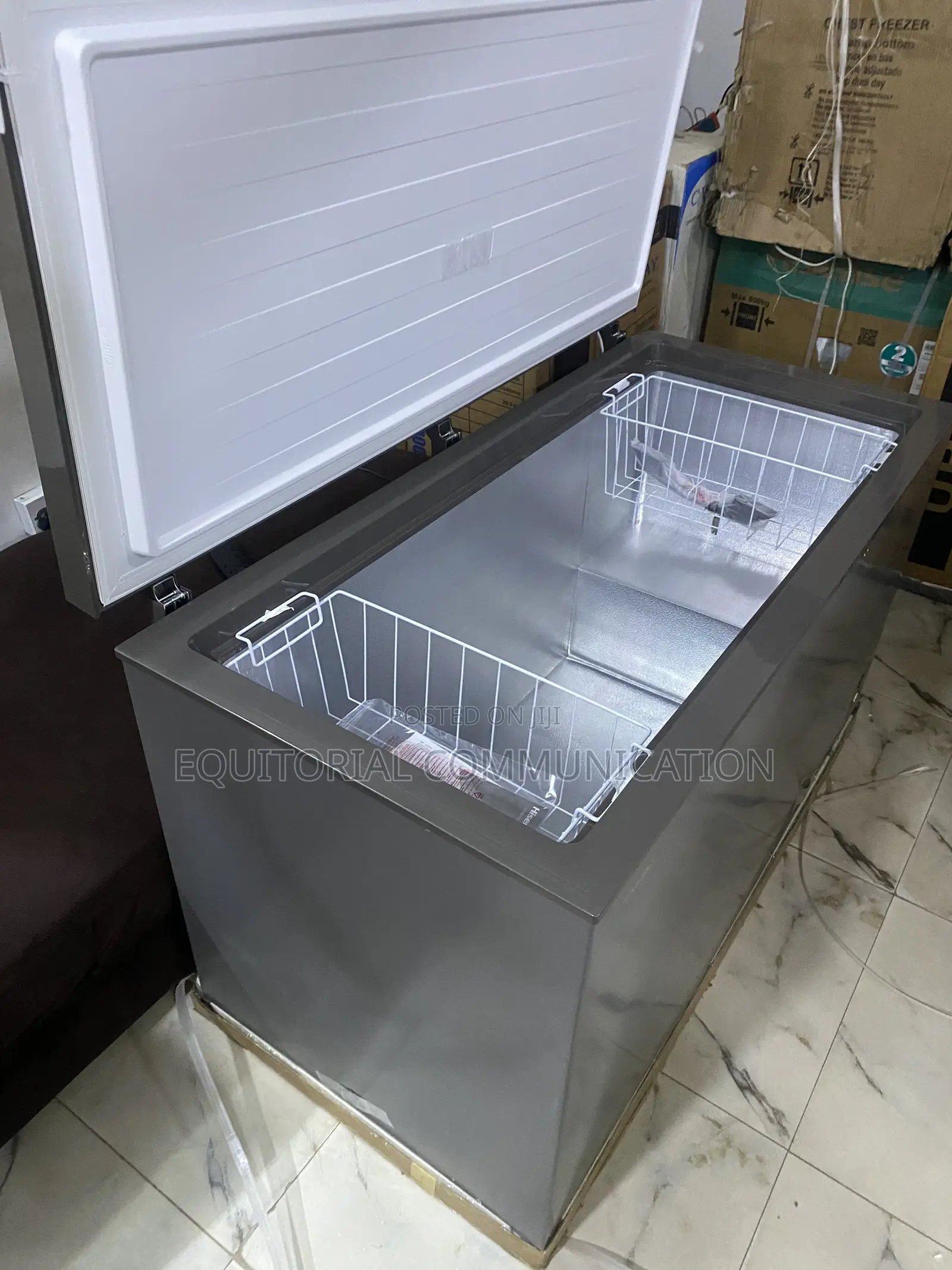 Hisense FC-55DD 420L Frozen Food Storage Solution