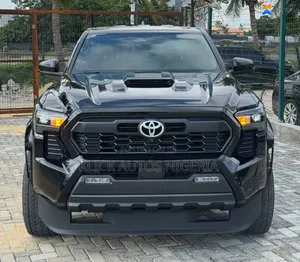 New Toyota Tacoma TRD Sport Double Cab 6.1 ft. SB 2025 Black