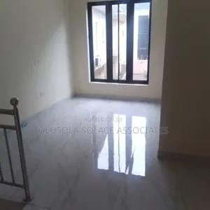 2bdrm Block of Flats in Alausa for sale
