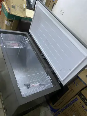 Hisense FC-55DD Chest Freezer With Generous 420L Capacity