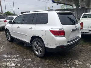 Toyota Highlander Limited 3.5l 4WD 2013 White