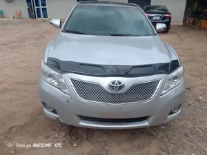 Toyota Camry SE 4dr Sedan (2.4L 4cyl 5A) 2009 Off white