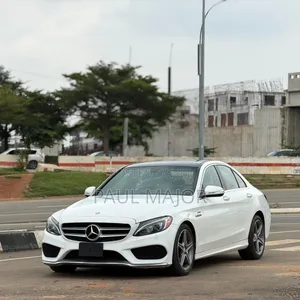 Mercedes-Benz C400 2016 White