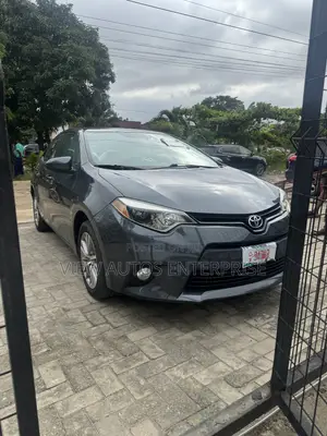 Toyota Corolla 2015 Gray