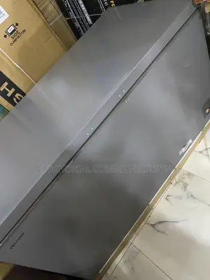 Hisense FC-55DD 420L Freezer for Ice Cream Storage
