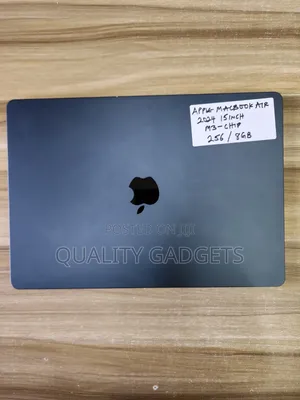 Laptop Apple MacBook Air 2024 M3 8GB Apple M3 SSD 256GB