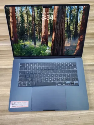Laptop Apple MacBook Air 2024 M3 8GB Apple M3 SSD 256GB