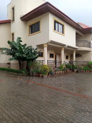 5bdrm Duplex in Garki 2 for rent