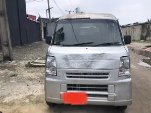 Suzuki APV Minibus 2011 Silver