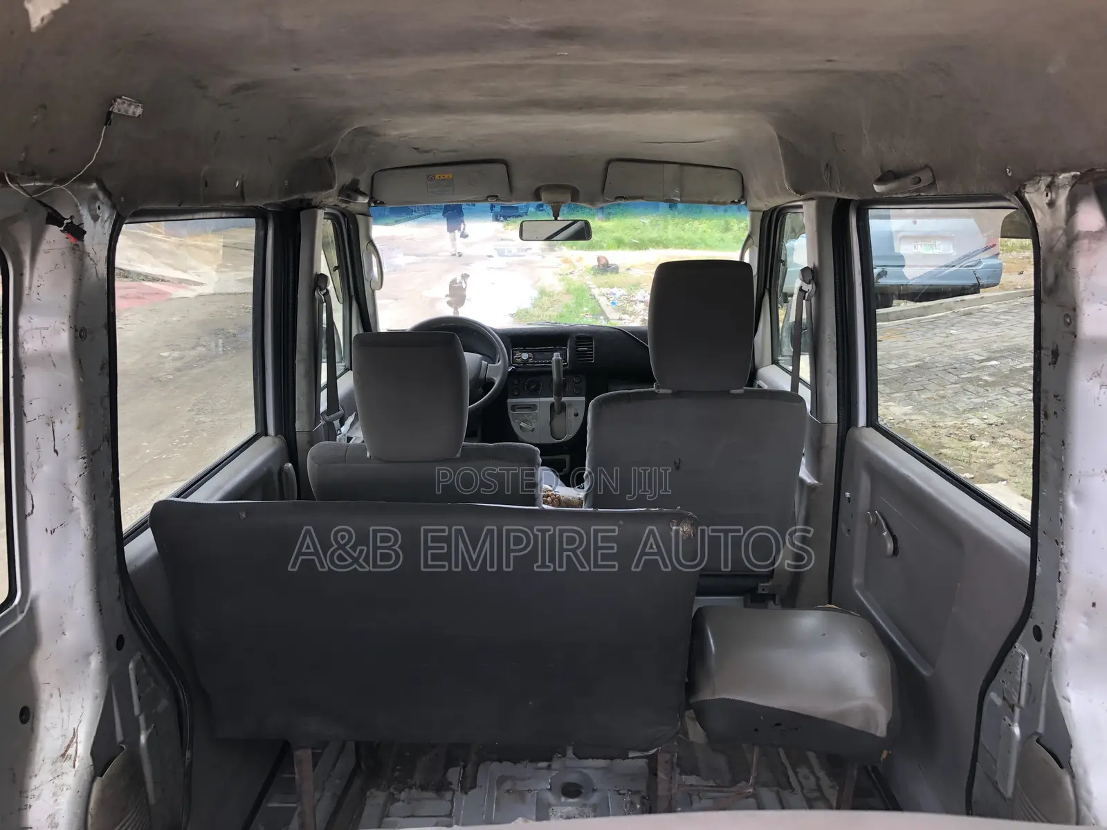 Suzuki APV Minibus 2011 Silver