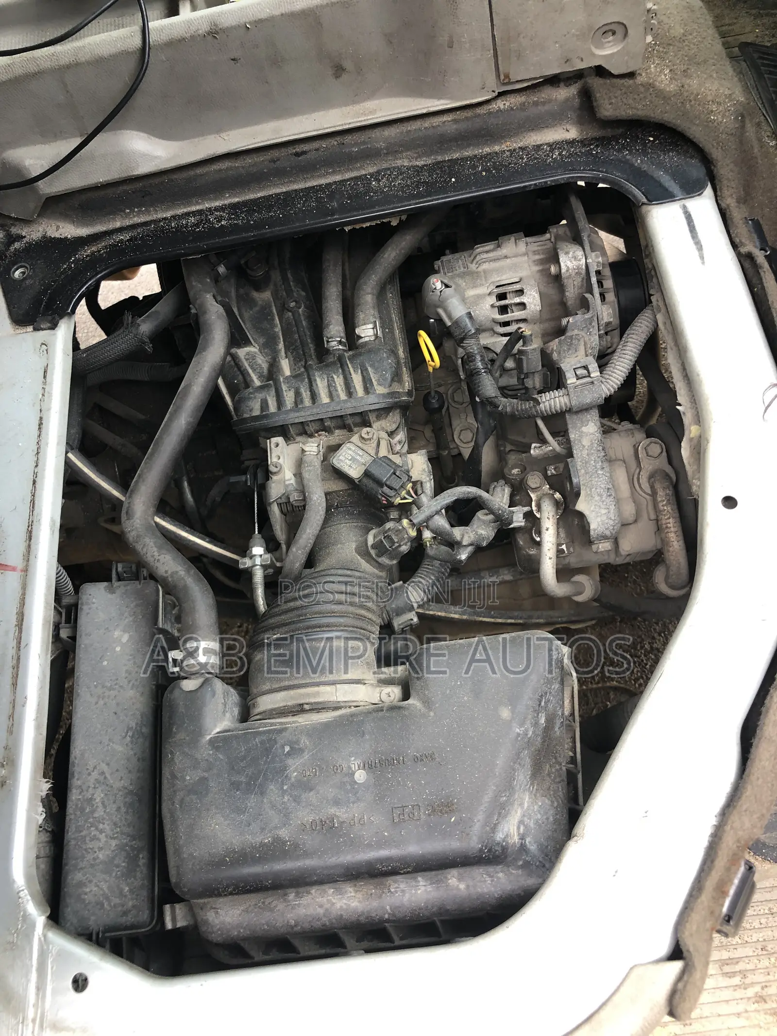 Suzuki APV Minibus 2011 Silver
